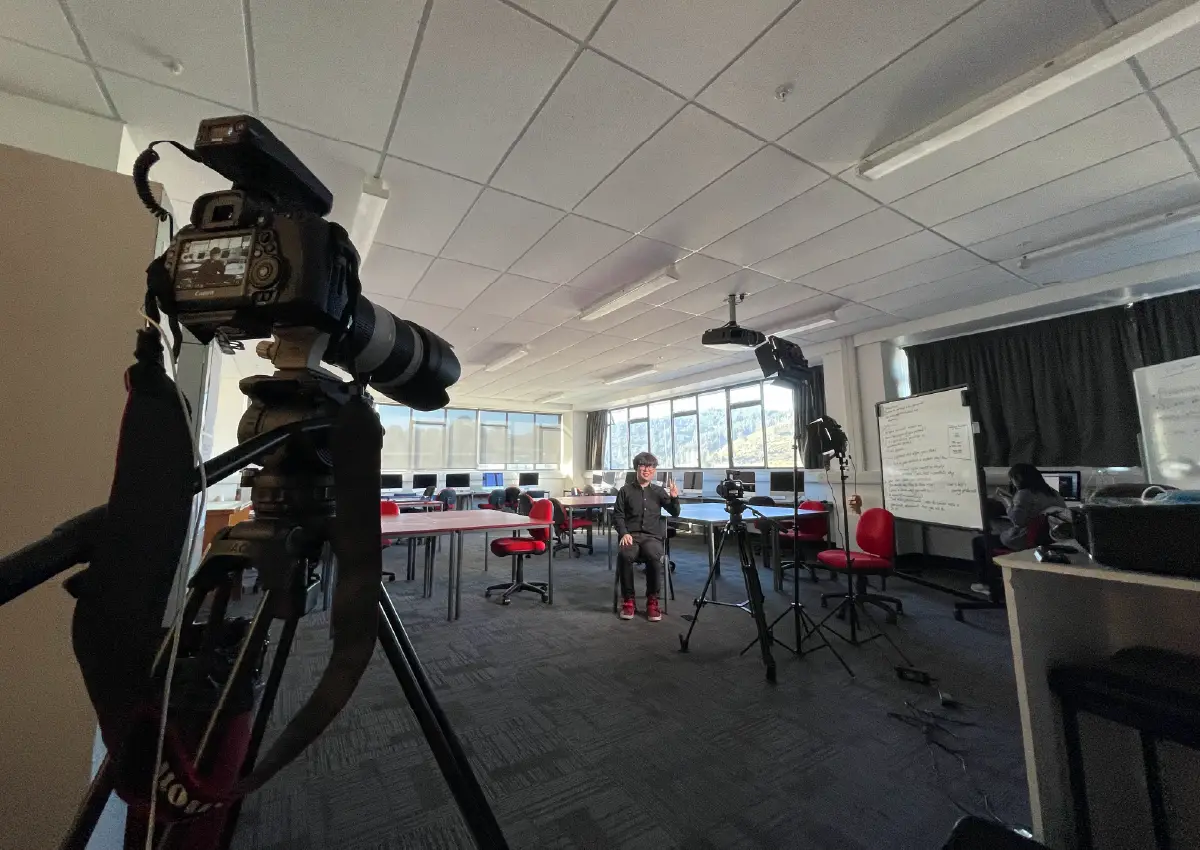 Best Uthakhamkong recognised as a top student at Otago Polytechnic in Dunedin. Completing Two Certificates and a Graduate Diploma in Design at Otago Polytechnic​.