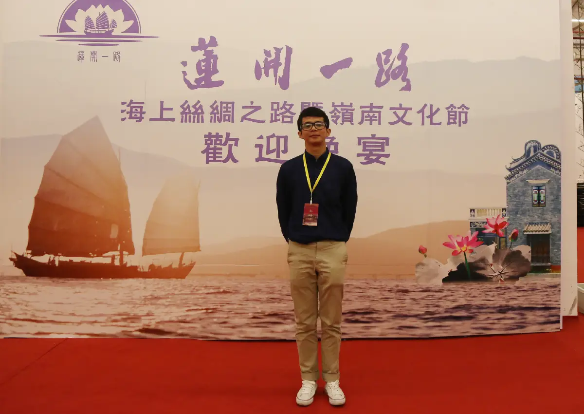 Best Uthakhamkong representing the Dhammachai International Research Institute (DIRI) in China.
